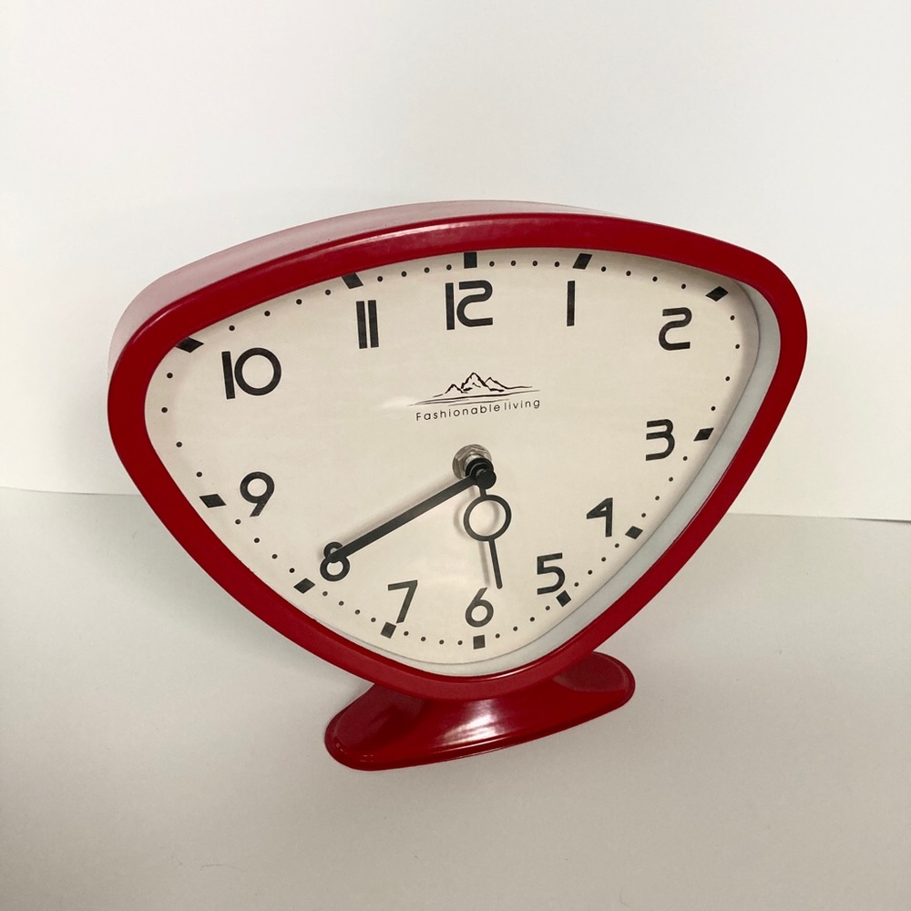 Retro clock